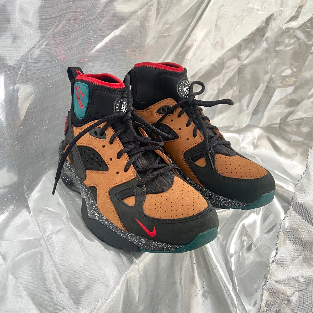Nike ACG Air Mowabb Olivia Kim, used excellent condition, women's size 7 1/2